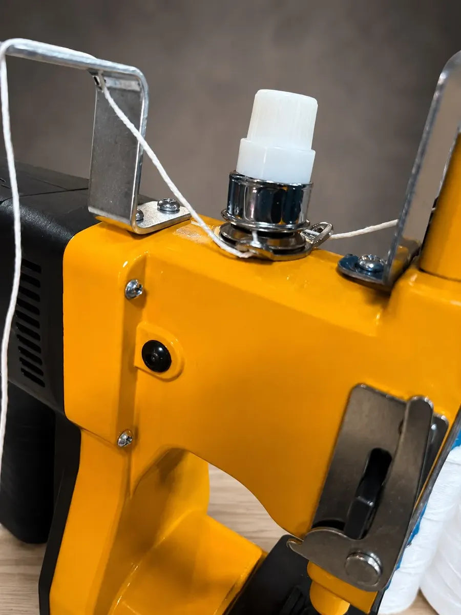 Máquina Cosedora De Sacos Eléctrica +3 Hilos, 220v Erux